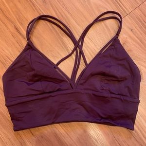 Lululemon sports bra